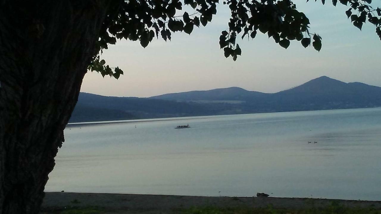 Alloggio Turistico D'Annunzio บรักชาโน ภายนอก รูปภาพ