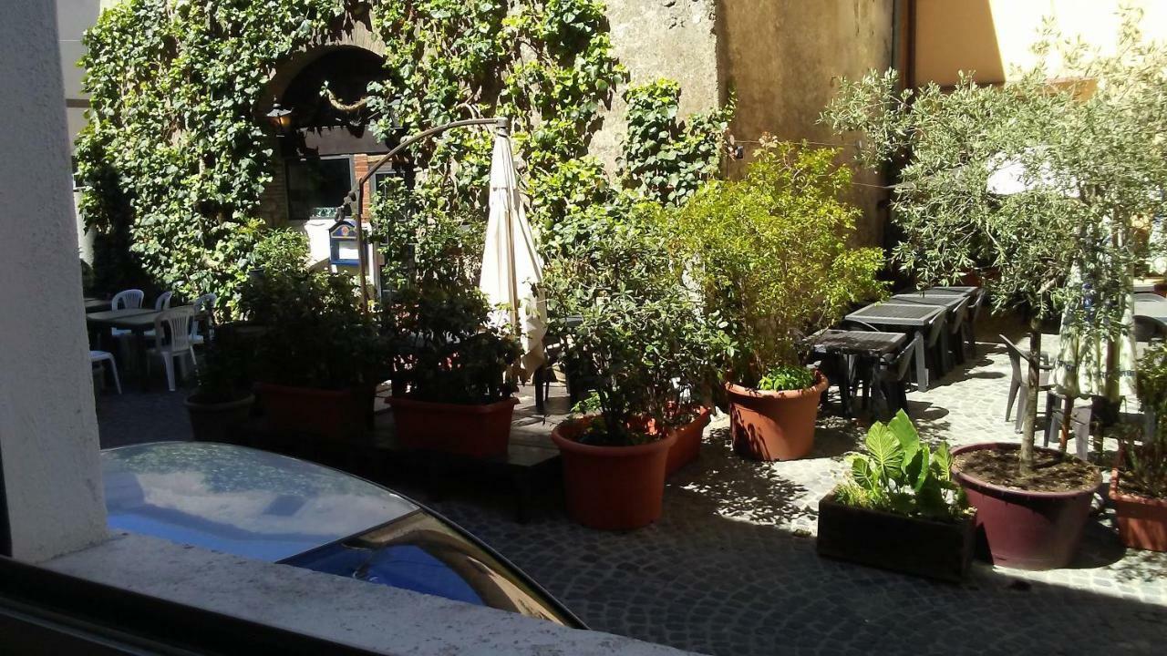 Alloggio Turistico D'Annunzio บรักชาโน ภายนอก รูปภาพ